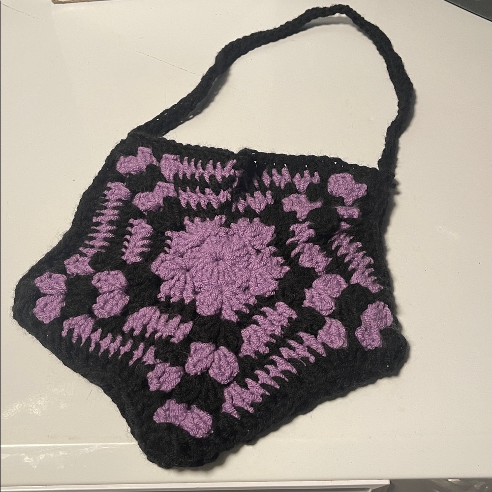 Handcrafted Black and Purple Crochet star bag. - Picture 2 of 5